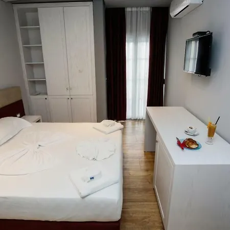 Hotel Lubjana Durrës
